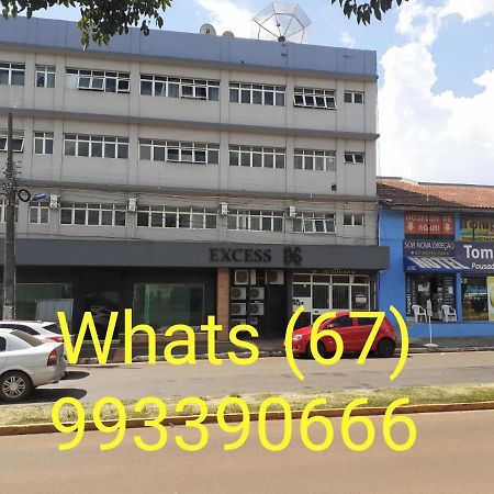Portaria E Circulacao De Hospedes So Ate 23 Horas - Reabre As 5 Horas - Compartilhado Tompell Hostel Ponta Porã Exteriör bild